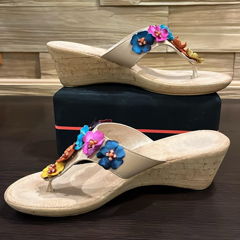 Handmade Women’s Sandals from Italy, excellent used condition. Size 9